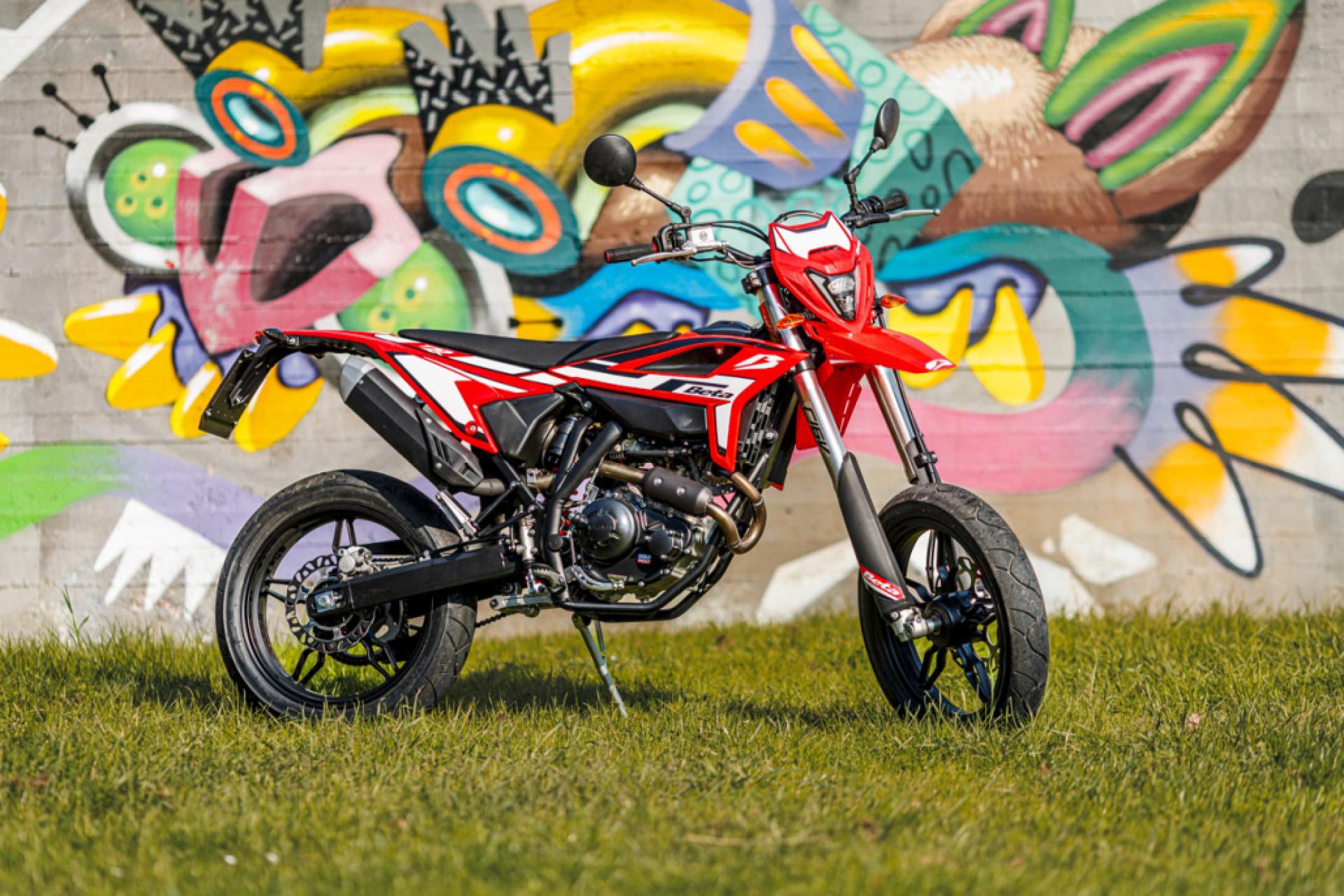 RR 125 Motard T
