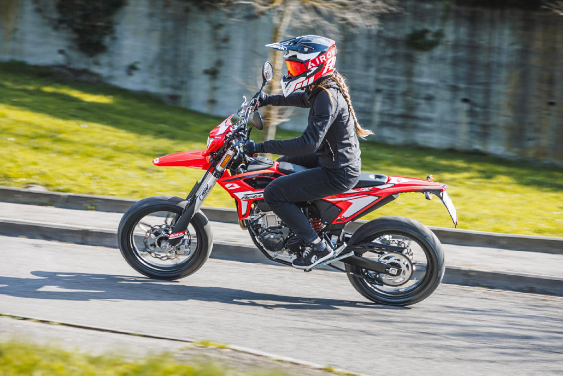 Betamotor - RR 125 Motard T